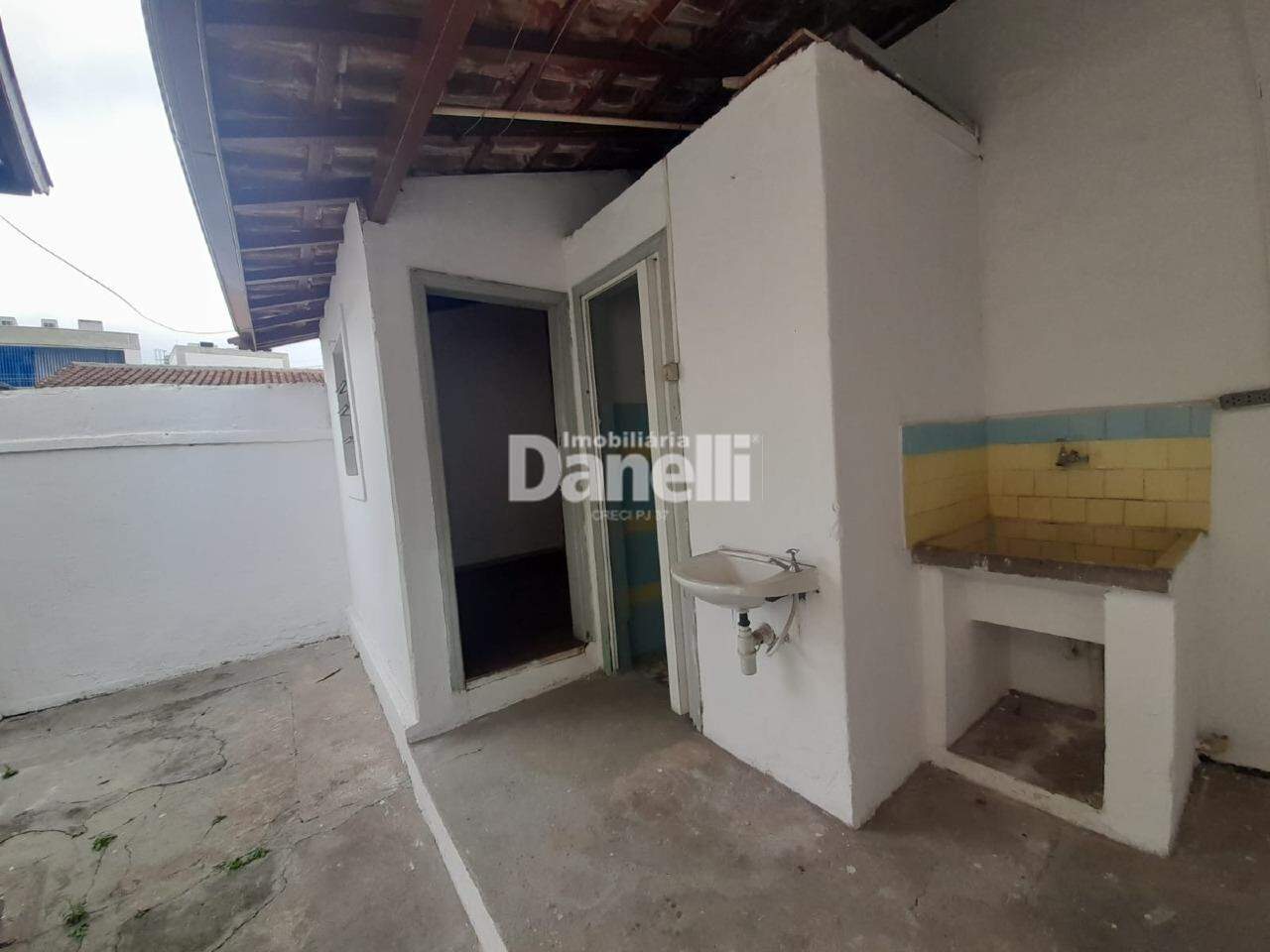 Casa para aluguel no Centro: 