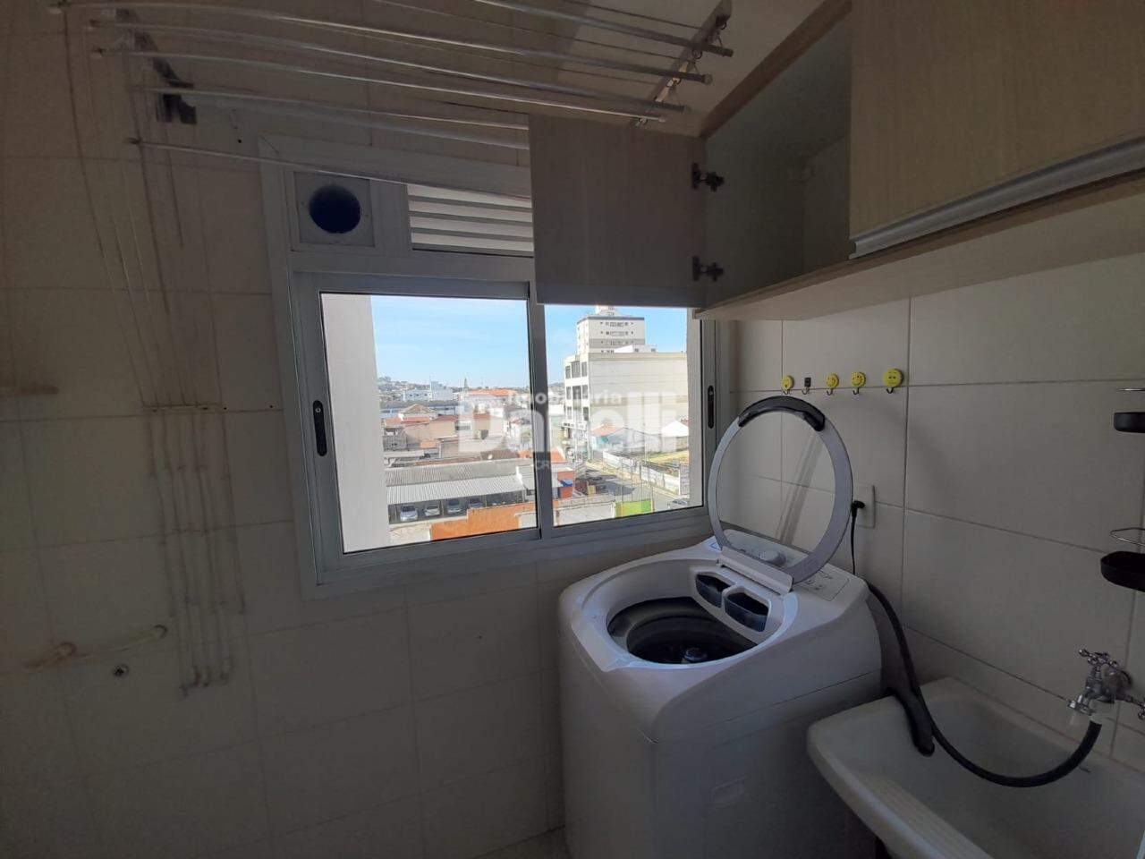 Apartamento para aluguel no Centro: 