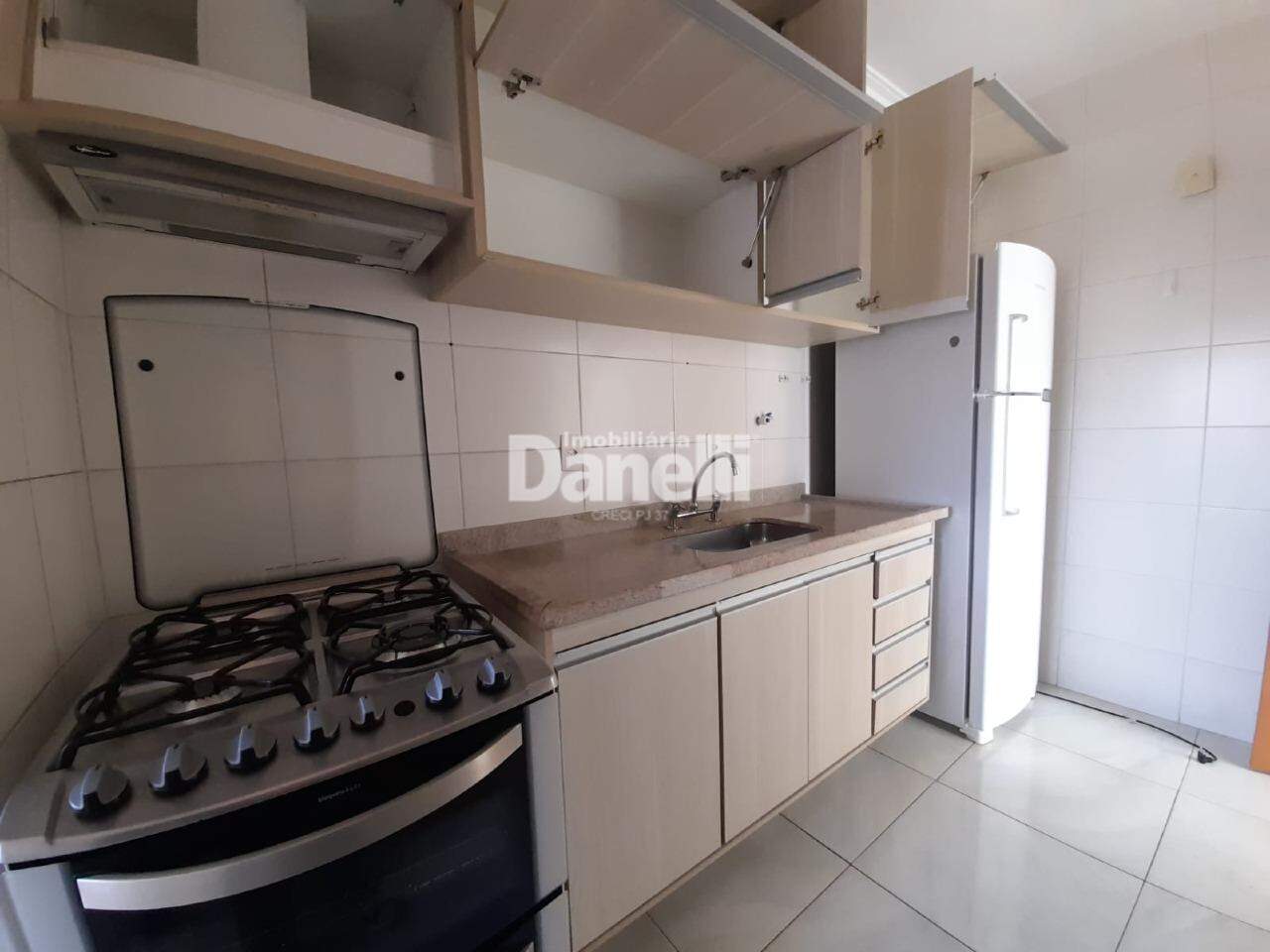 Apartamento para aluguel no Centro: 