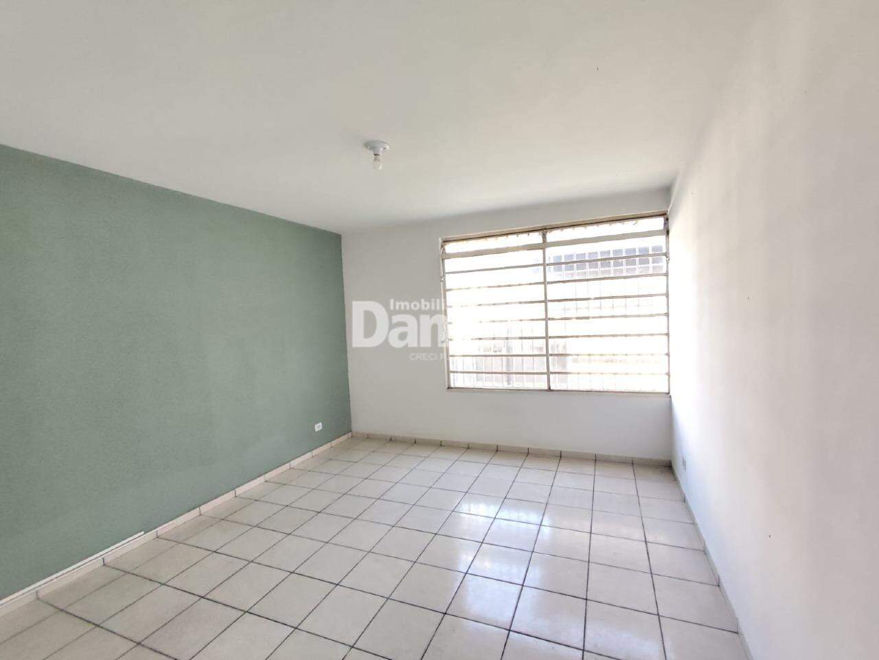 Casa para aluguel no Jardim Mansur: 