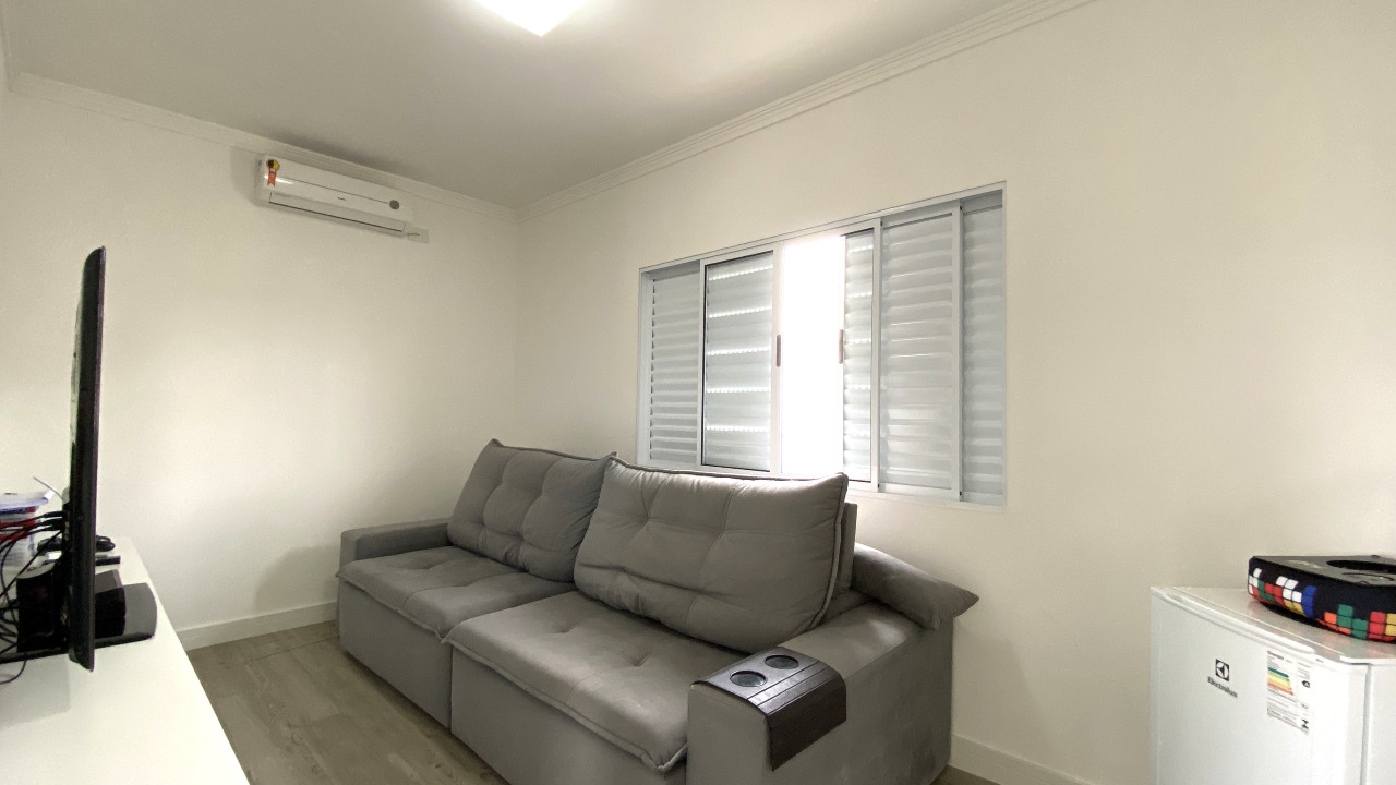 Casa em Condomínio à venda no Bairro dos Guedes: 