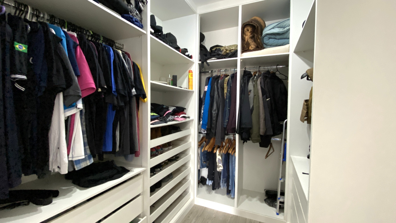 Casa em Condomínio à venda no Bairro dos Guedes: 