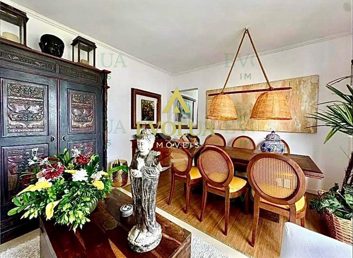 Apartamento à venda no Ponta da Praia: 