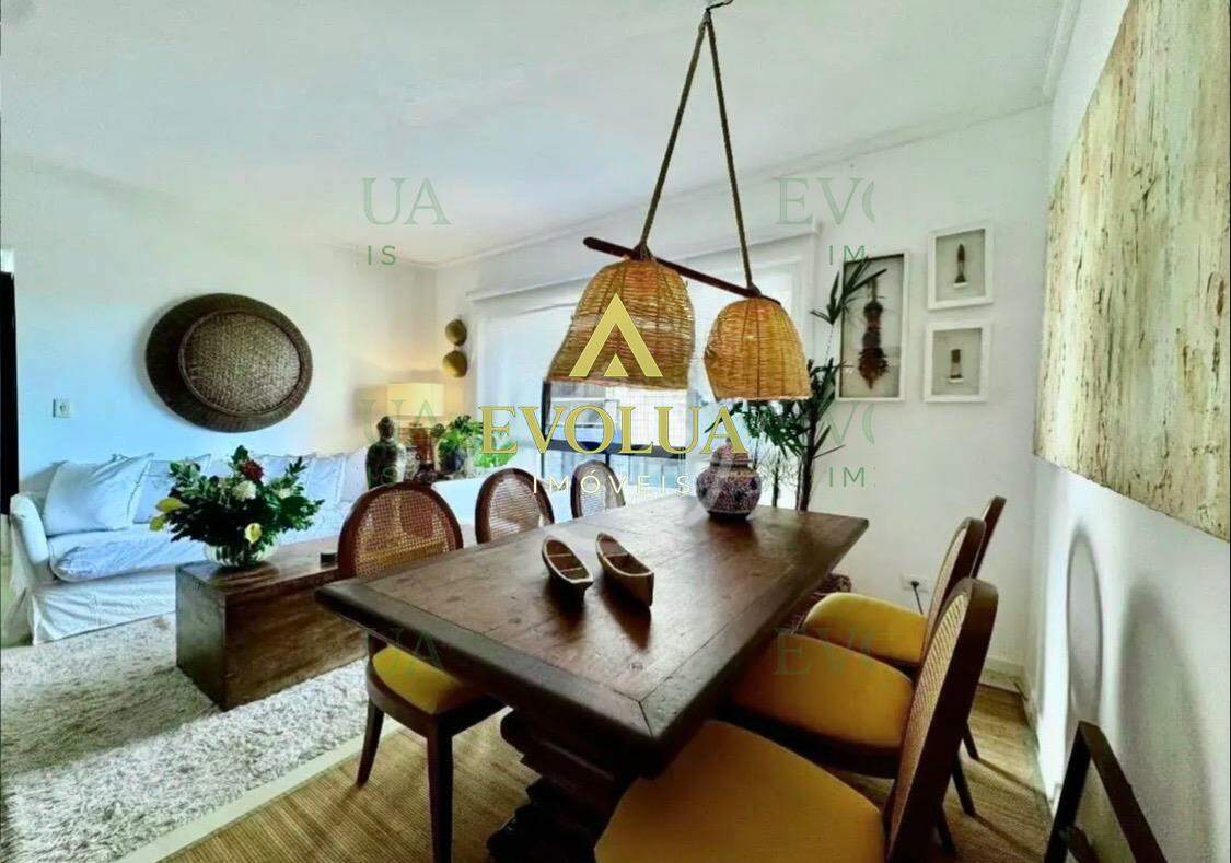 Apartamento à venda no Ponta da Praia: 