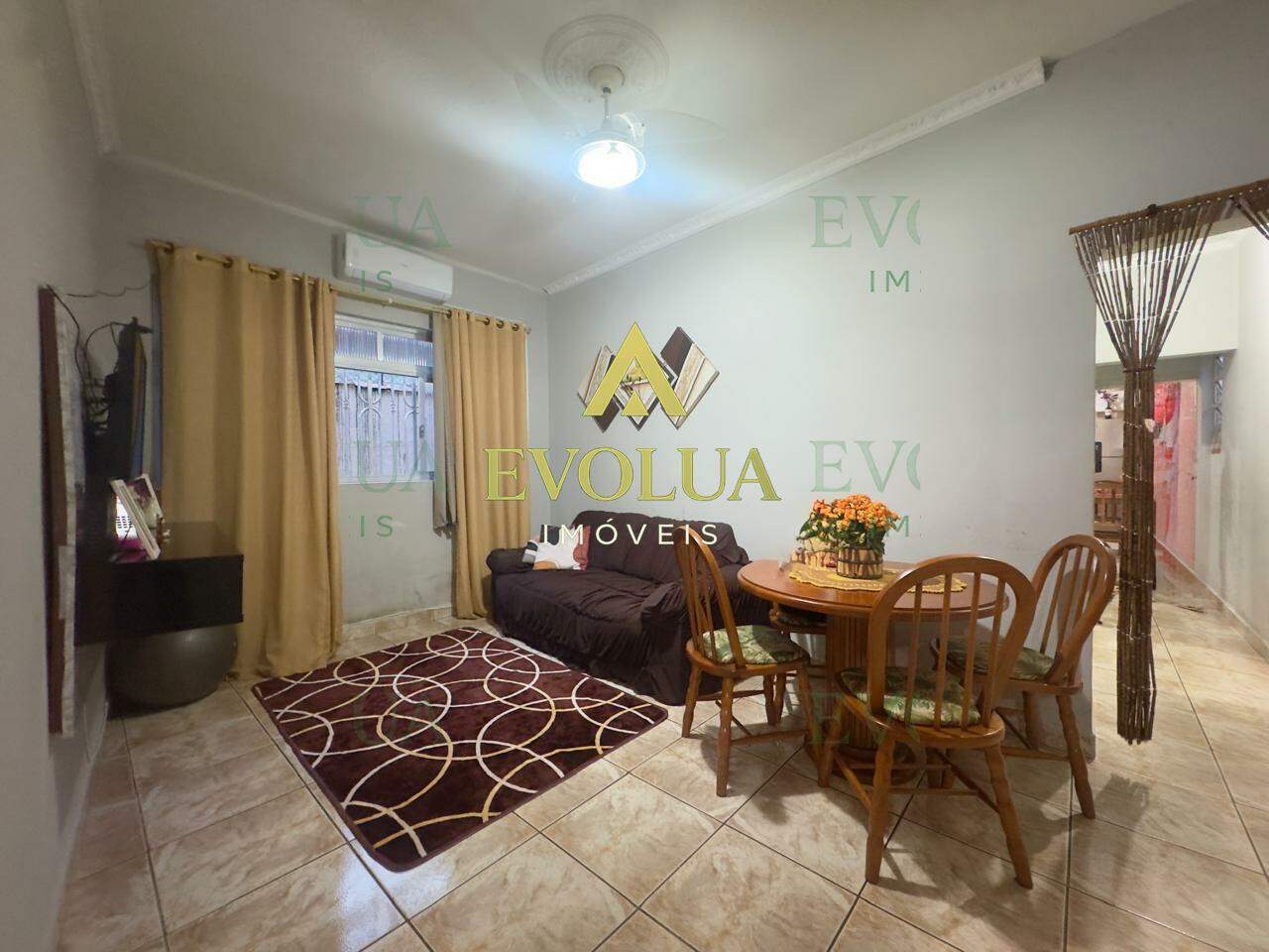Casa à venda no Santa Maria: 