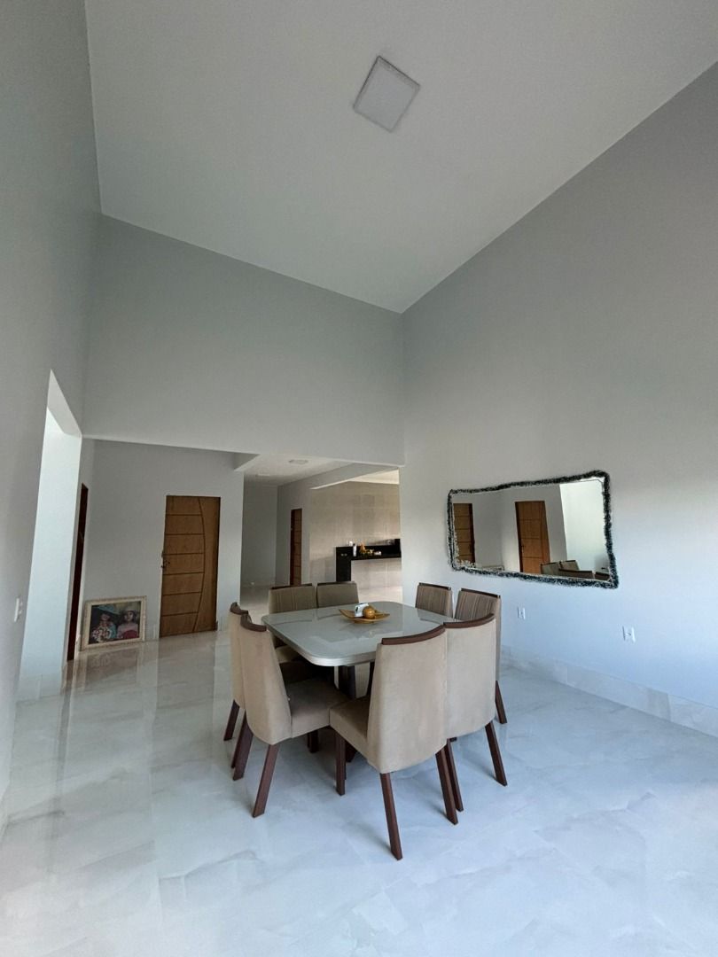 Casa à venda no Região dos Lagos: 