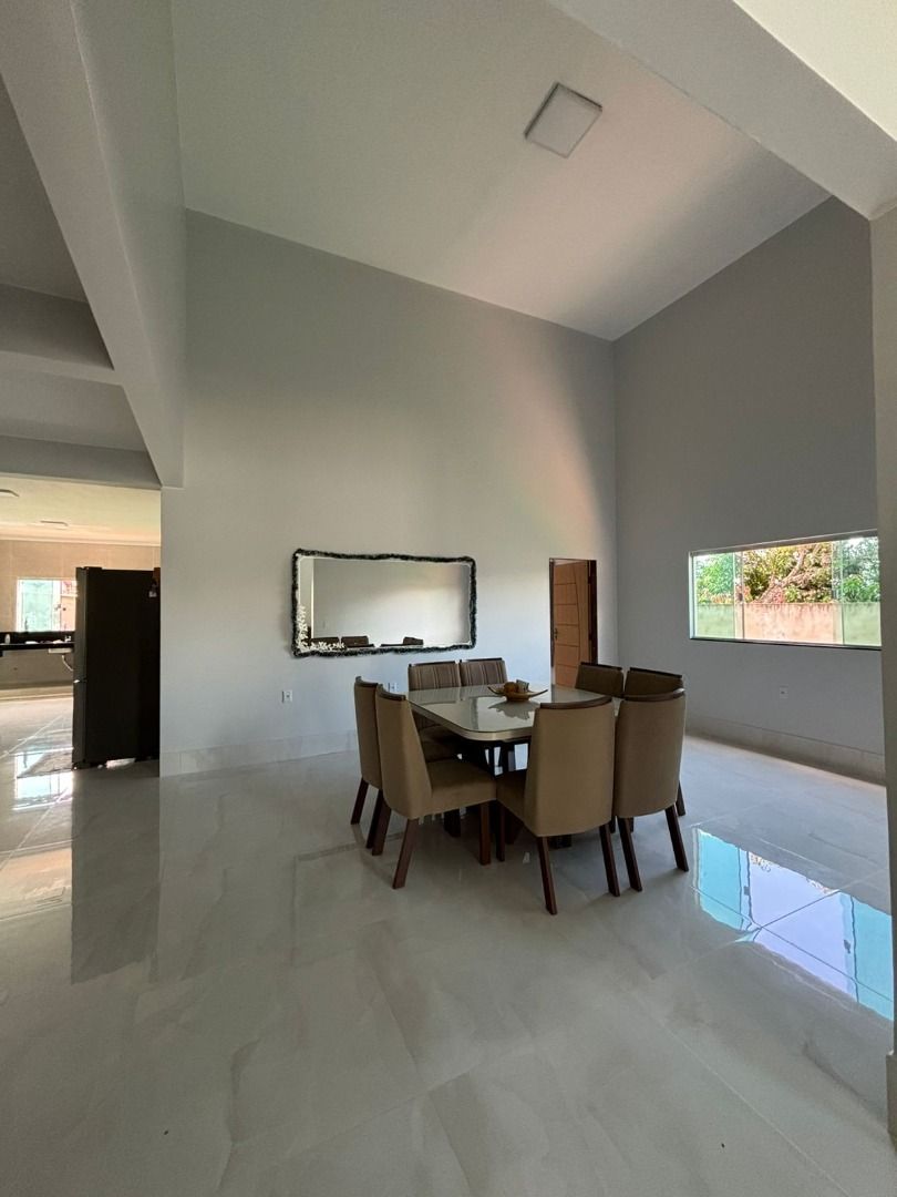 Casa à venda no Região dos Lagos: 