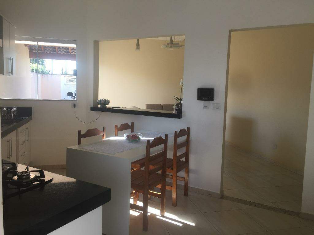 Casa à venda no Jardim Cangalha: 