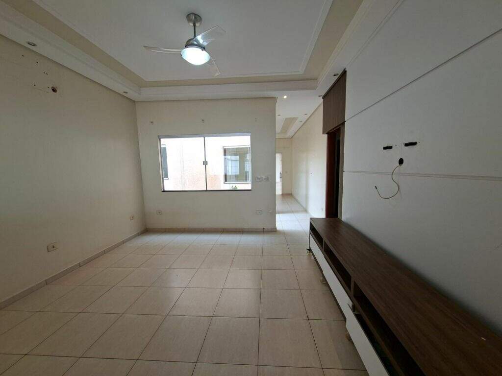 Casa à venda no Ipê: 
