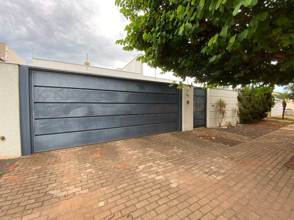 Casa à venda no Ipê: 