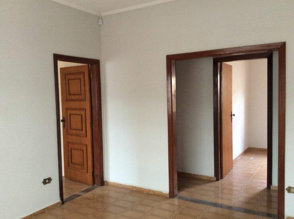 Casa para aluguel no Jardim das Oliveiras: 
