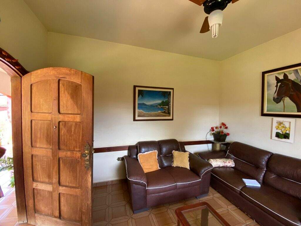 Casa à venda no Santos Dumont: 
