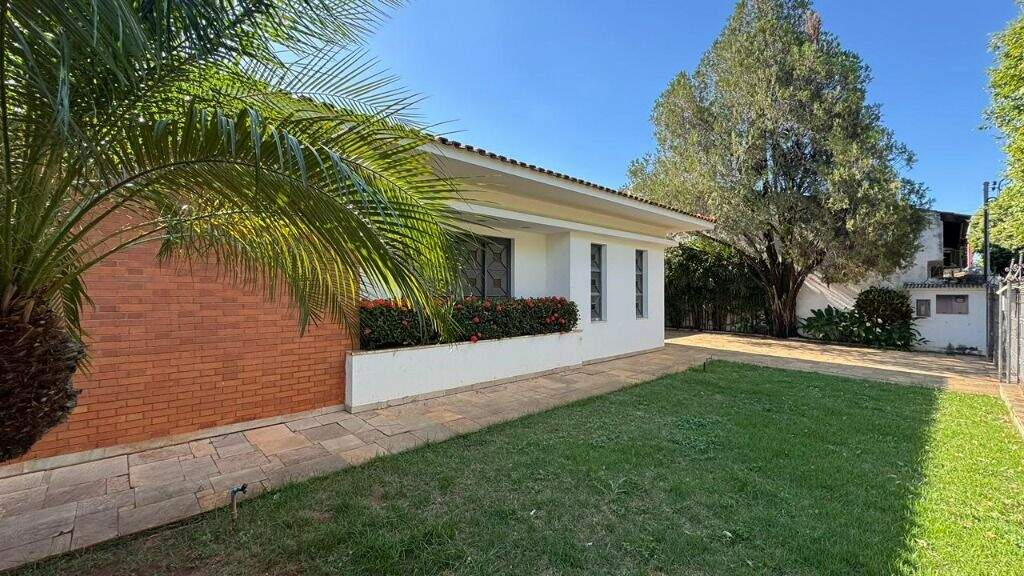 Casa para aluguel no Centro: 