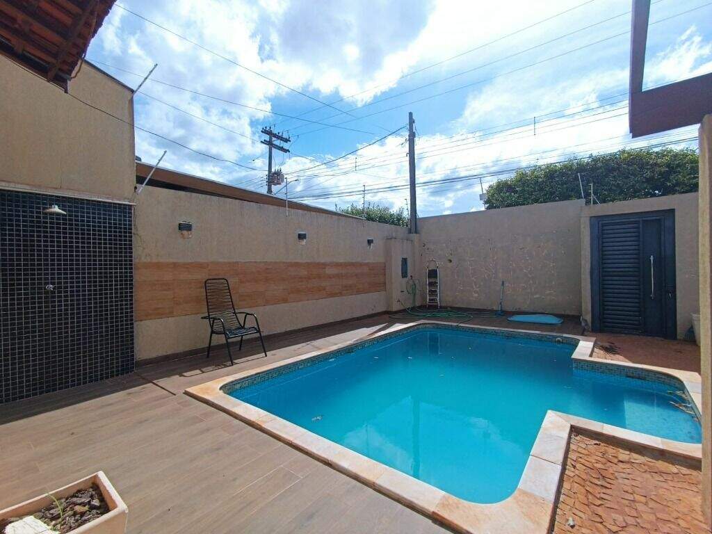 Casa à venda no Jardim Alvorada: 