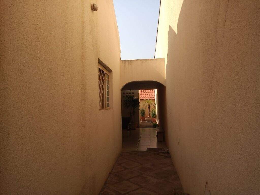 Casa à venda no Centro: 