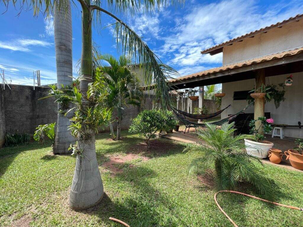 Casa à venda no Ipê: 
