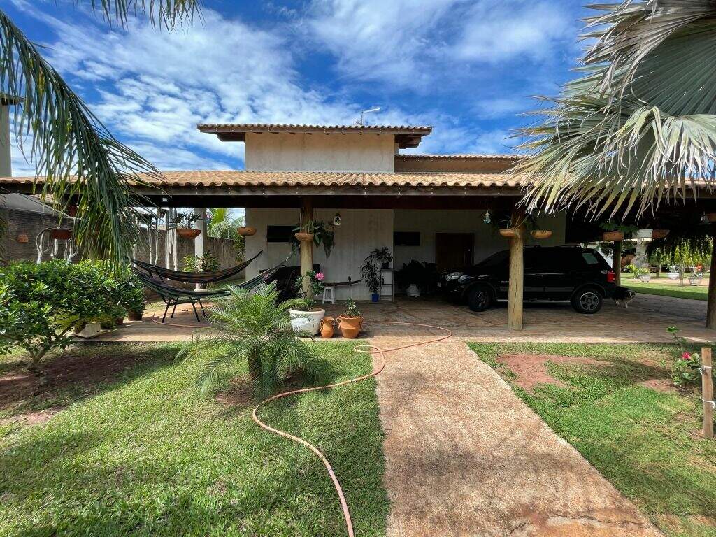Casa à venda no Ipê: 