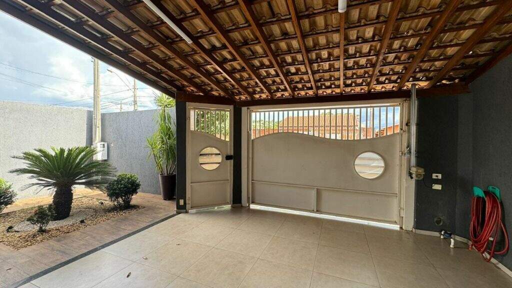 Casa à venda no Jardim Paranapunga: 