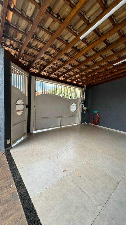 Casa à venda no Jardim Paranapunga: 