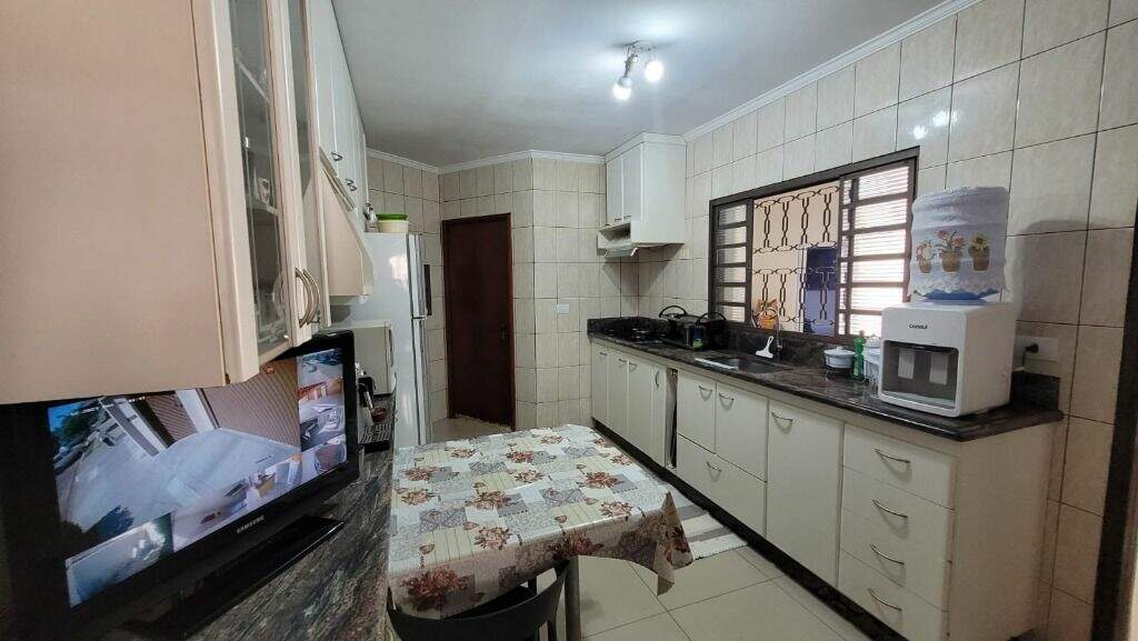 Casa à venda no Centro: 