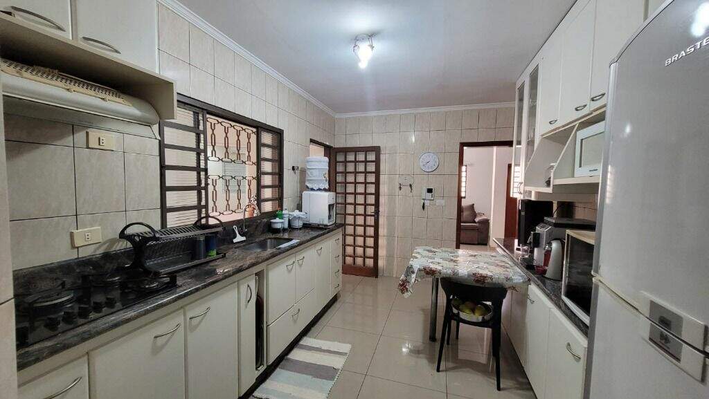 Casa à venda no Centro: 