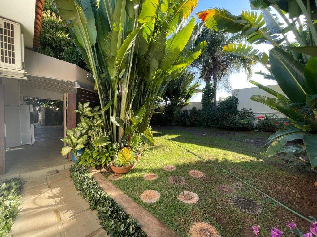 Casa à venda no Centro: 