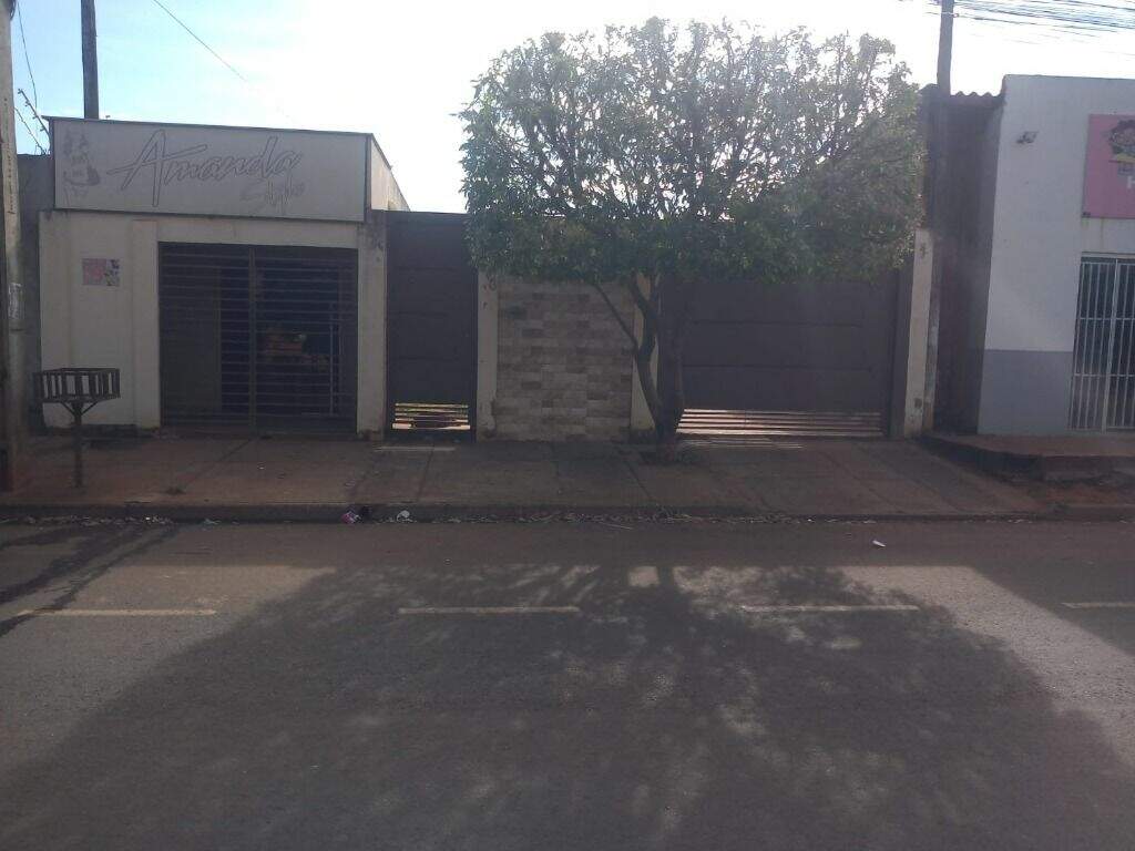 Casa à venda no Jardim Carandá: 