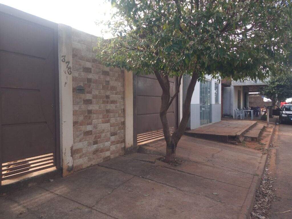 Casa à venda no Jardim Carandá: 