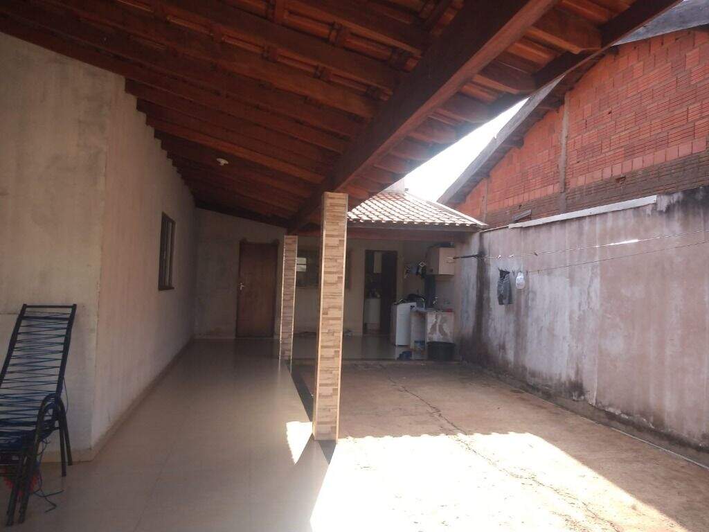 Casa à venda no Jardim Carandá: 