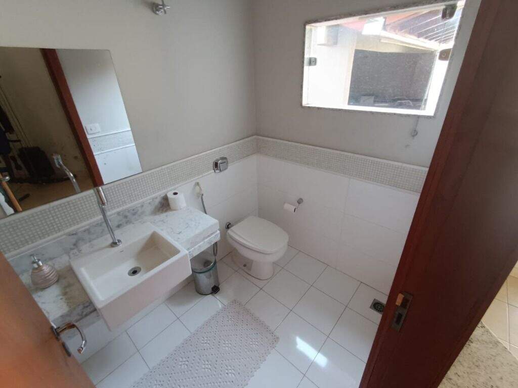 Casa à venda no Jardim Primavera: 