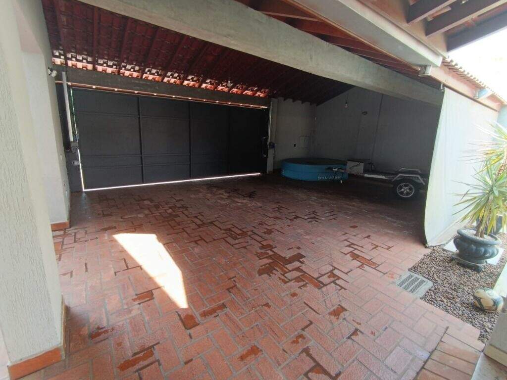 Casa à venda no Jardim Primavera: 