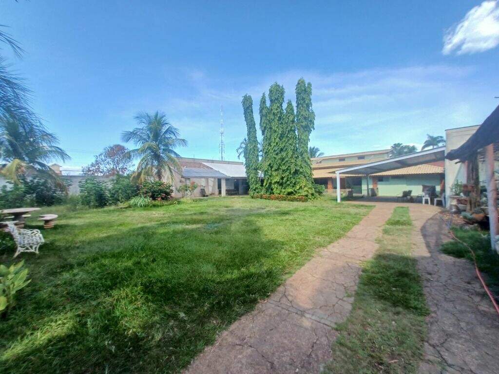Casa à venda no Santos Dumont: 