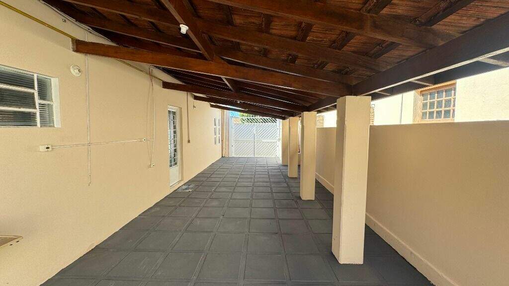 Casa para aluguel no Centro: 