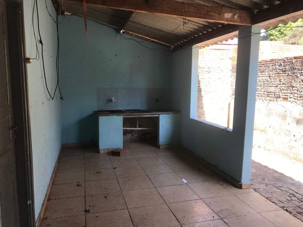 Casa à venda no Jardim Ipacaraí: 