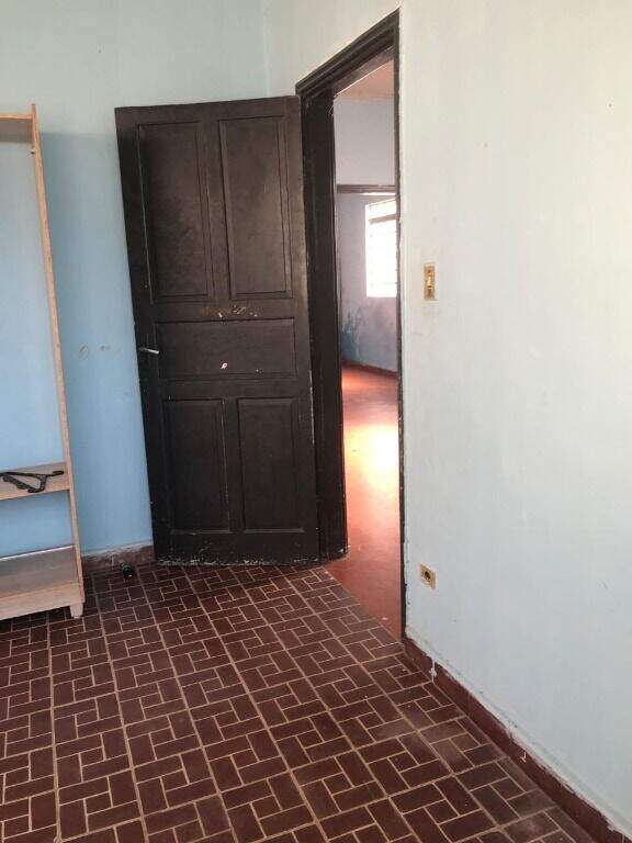 Casa à venda no Jardim Ipacaraí: 