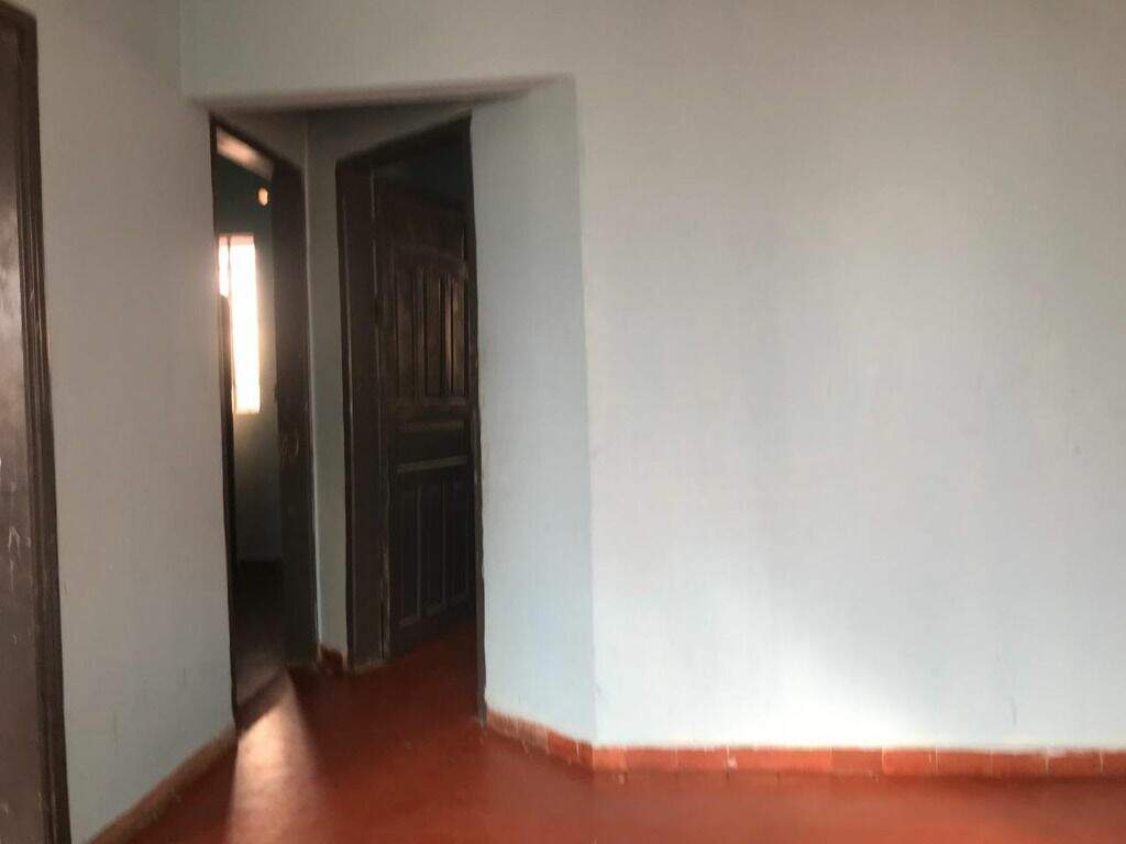 Casa à venda no Jardim Ipacaraí: 