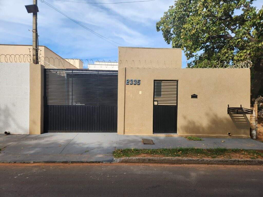 Casa para aluguel no Jardim das Oliveiras: 