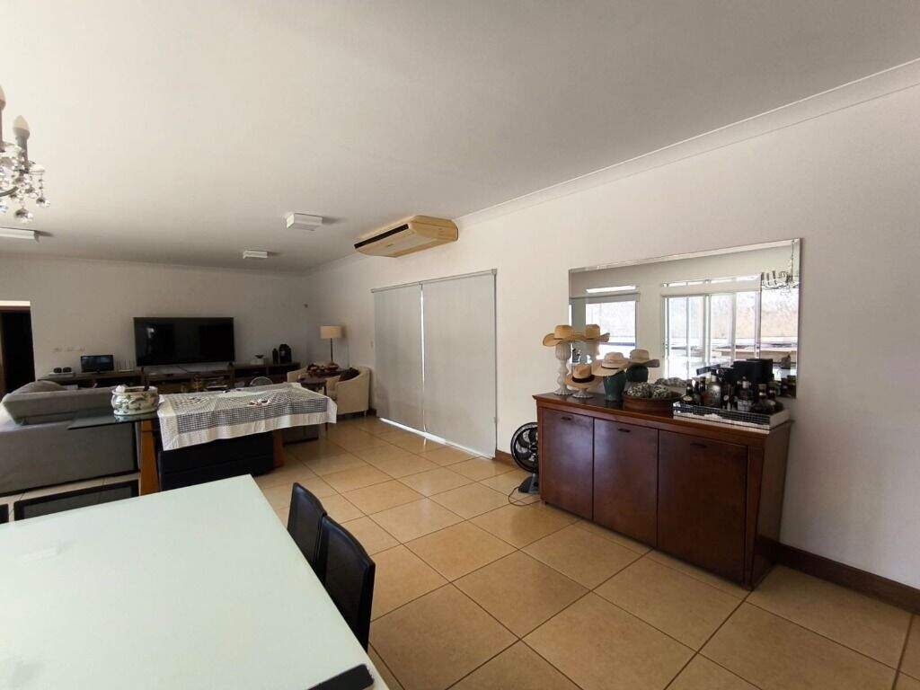 Casa à venda no Centro: 