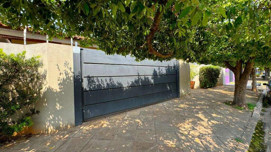 Casa para aluguel no Centro: 