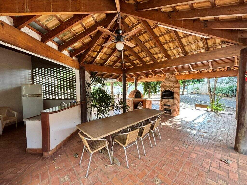 Casa à venda no Centro: 