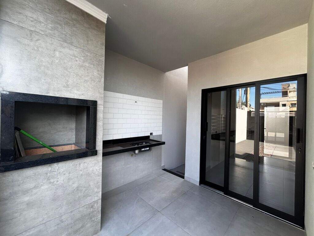 Casa à venda no Ipê: 