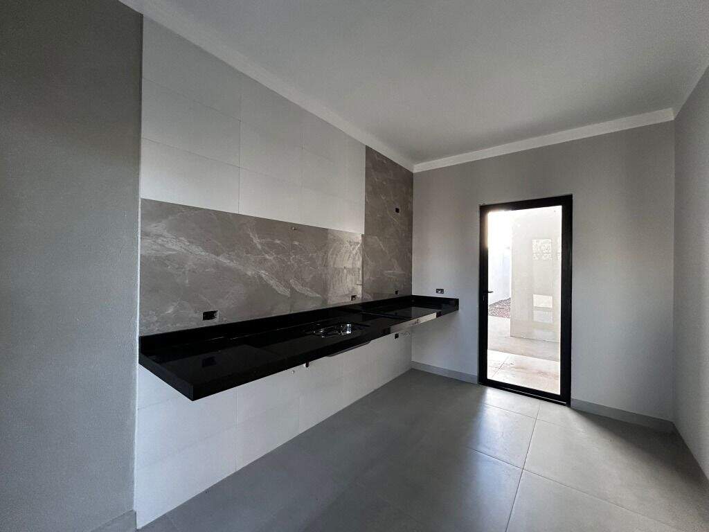 Casa à venda no Ipê: 
