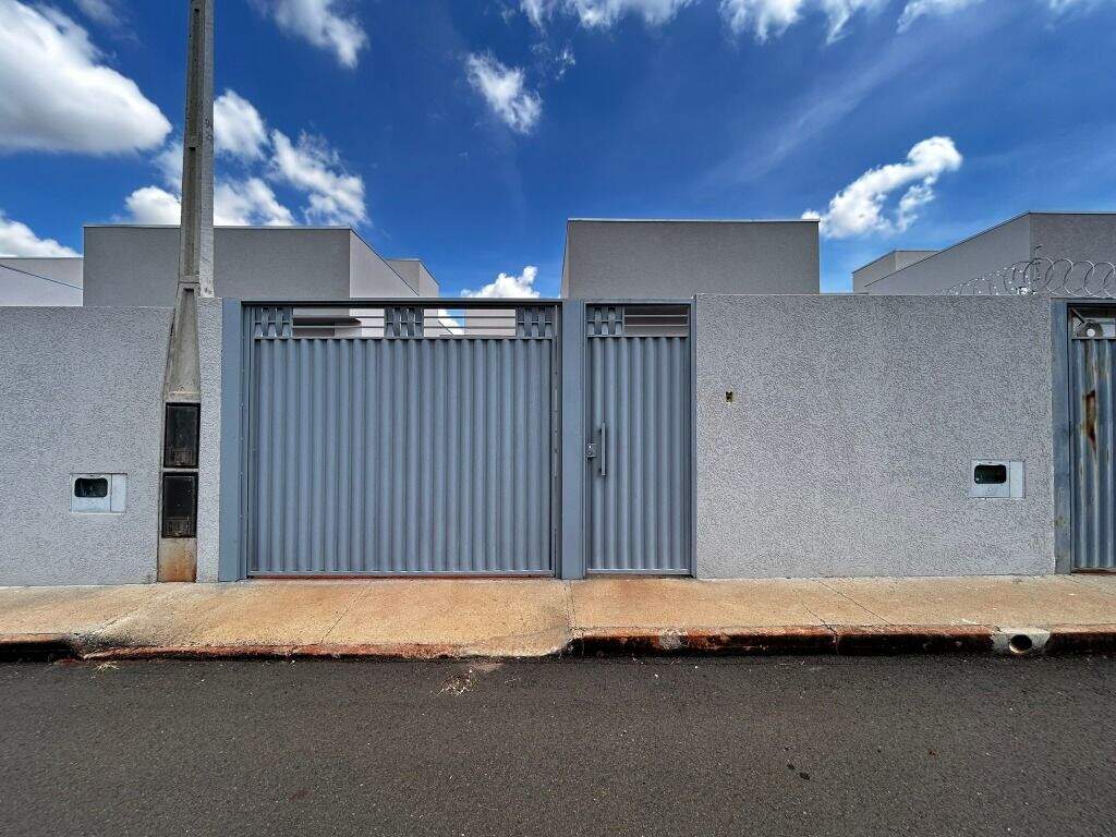 Casa à venda no Ipê: 
