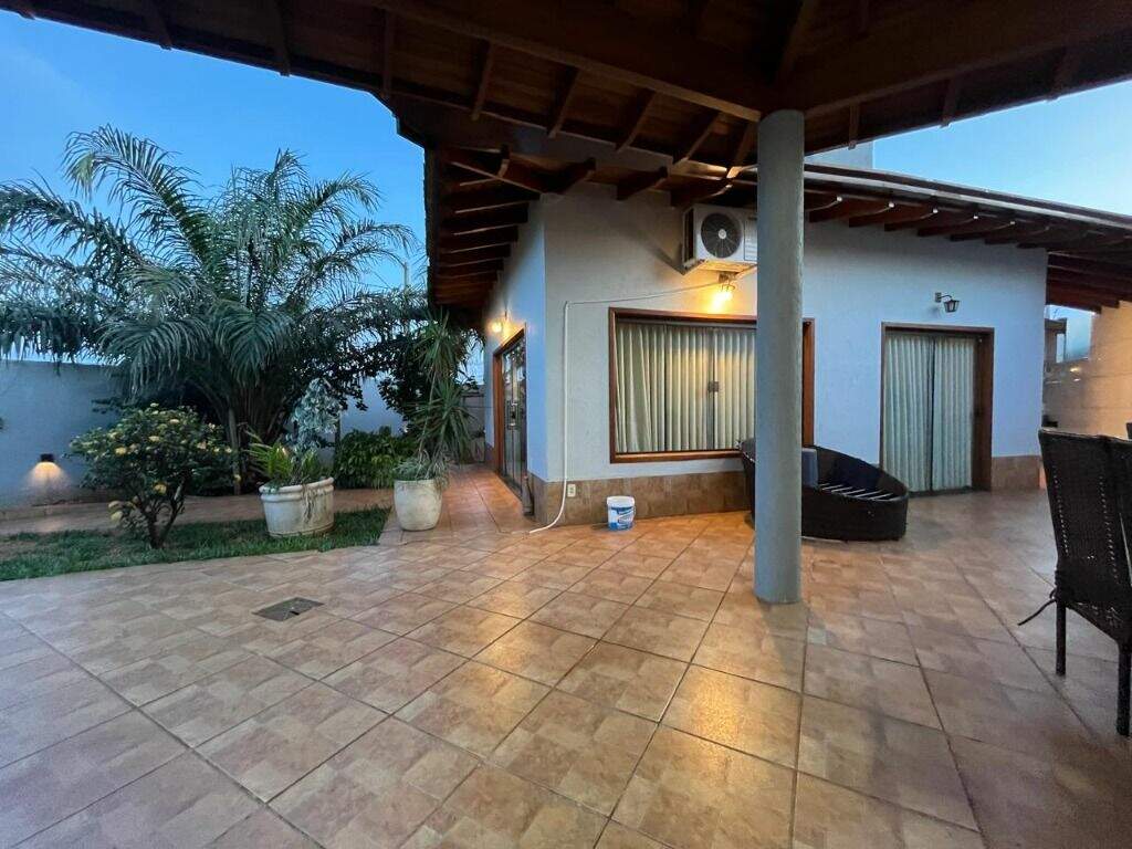 Casa à venda no Ipê: 