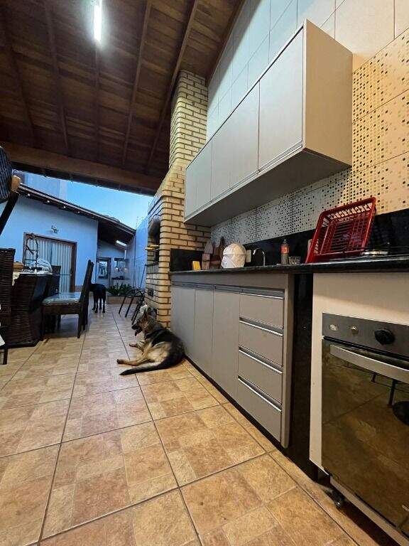 Casa à venda no Ipê: 