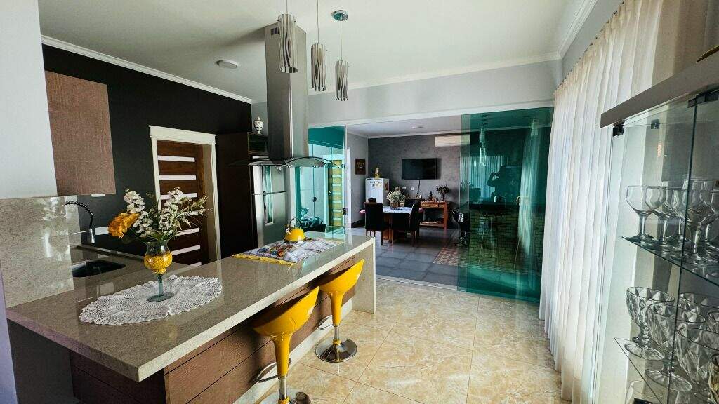 Casa para aluguel no Centro: 
