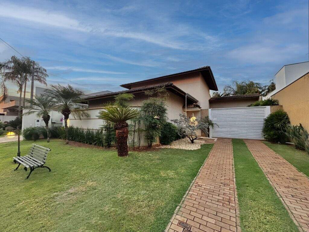 Casa para aluguel no Ipê: 