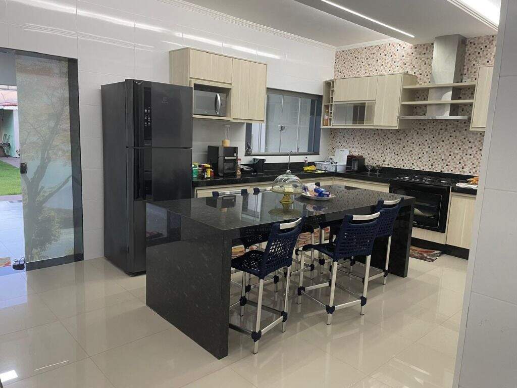 Casa à venda no Jardim Paranapunga: 
