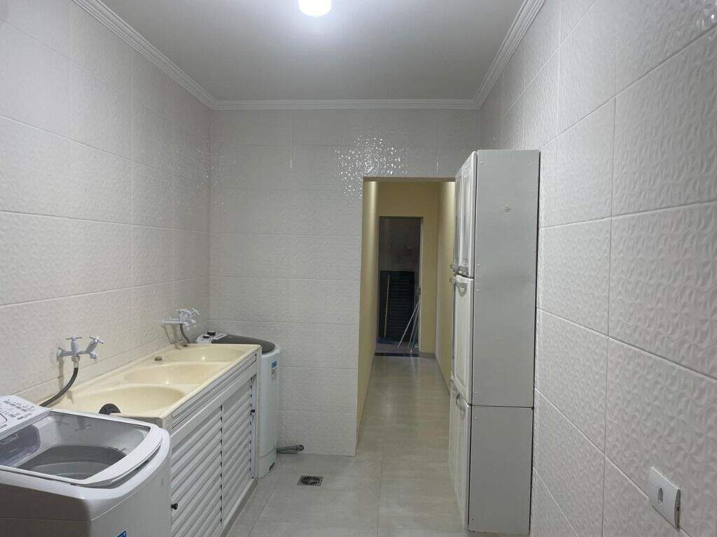 Casa à venda no Jardim Paranapunga: 