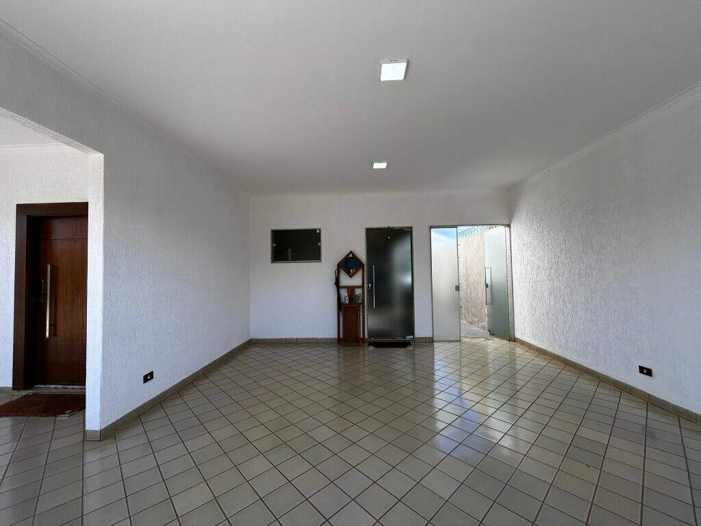 Casa à venda no Santos Dumont: 